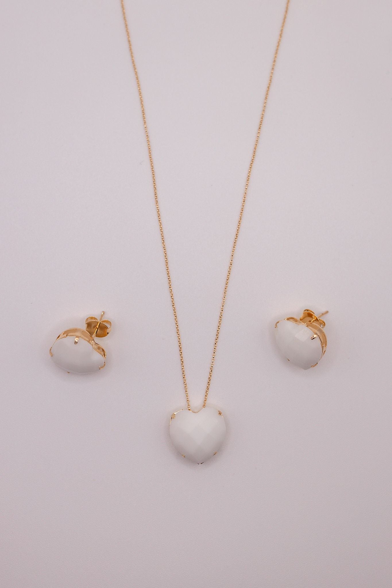 White Heart Necklace Set