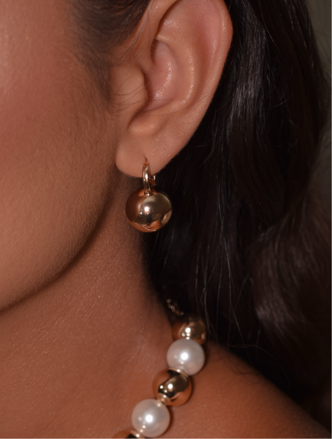 Luxury ball earring