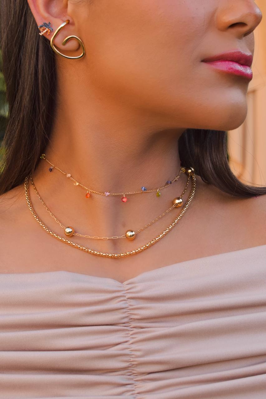 Colored pebble necklace