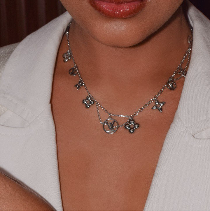 LV white gold inspiration necklace