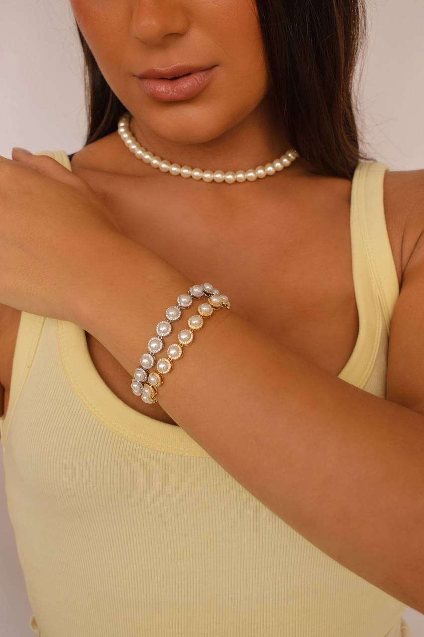 Pearl inspiration bracelet with zirconia