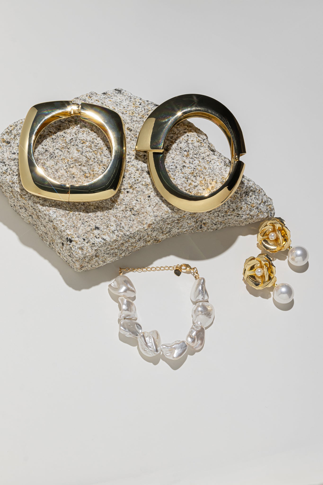 Polished Gold Square Architectural Bangle
