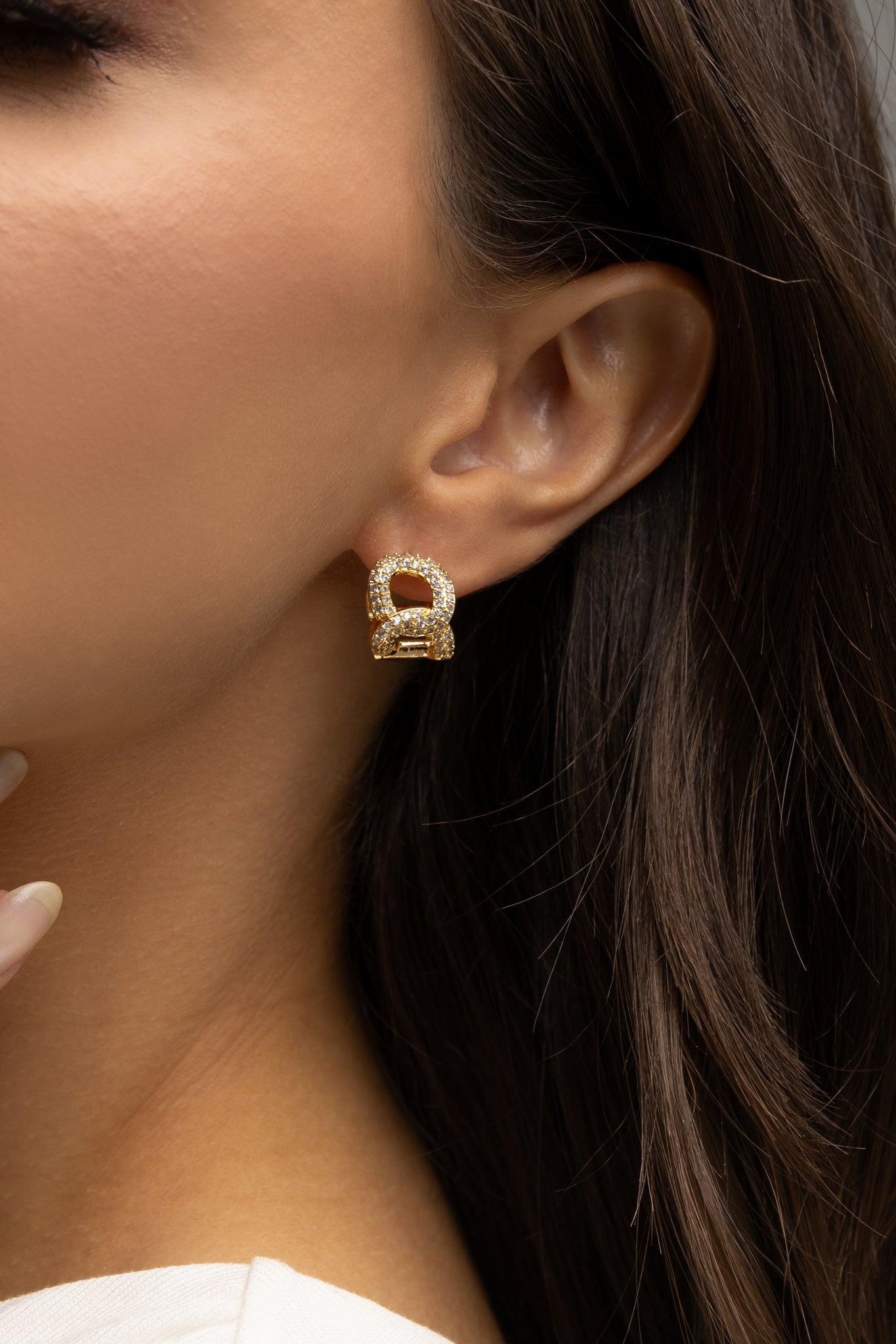 Hollow Zirconia Hoop Earrings