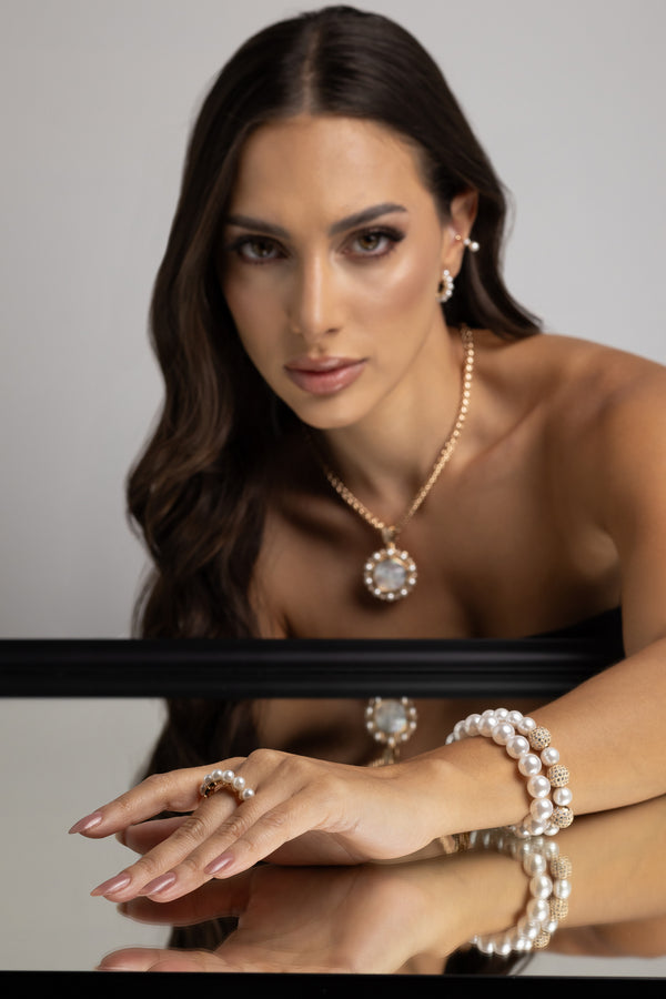 Shell Pearl Piercing