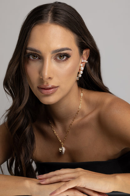 Pearl Earcuff |