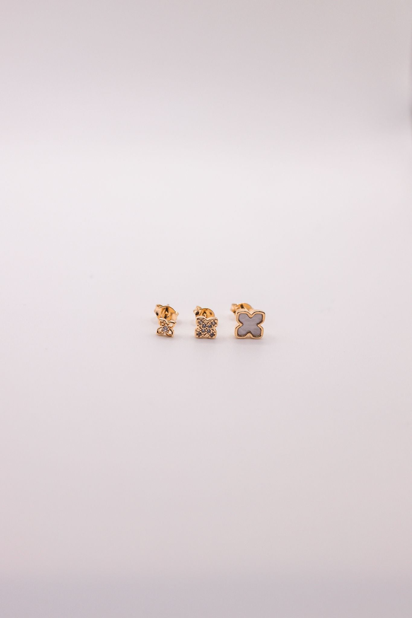 Trio Clover Earring with Mother of Pearl and Zirconia
