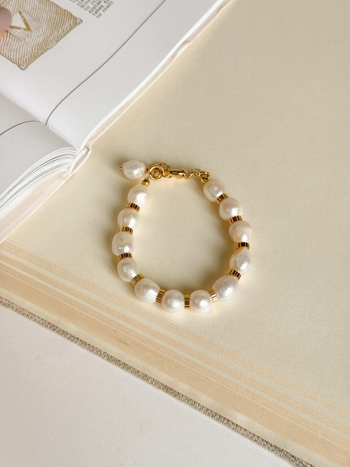 Pearl Bracelet