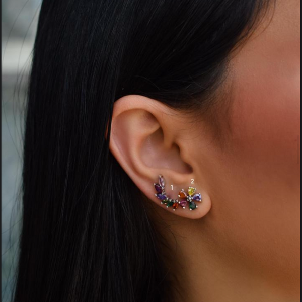 Silver colored flower earring  (2)