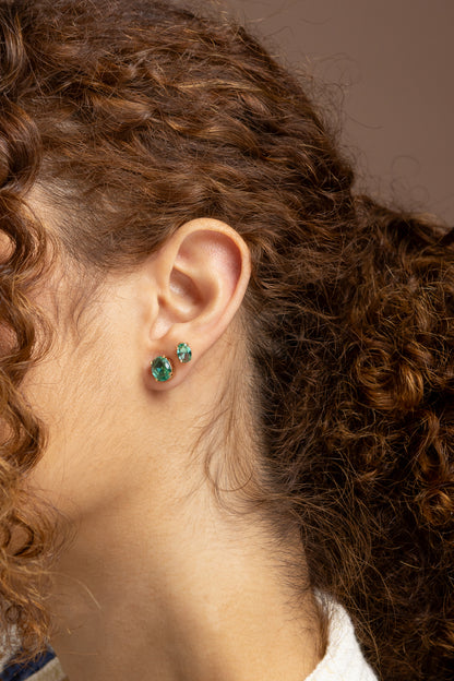 Emerald-Tone Crystal Stud Earrings – 18k Gold Plated