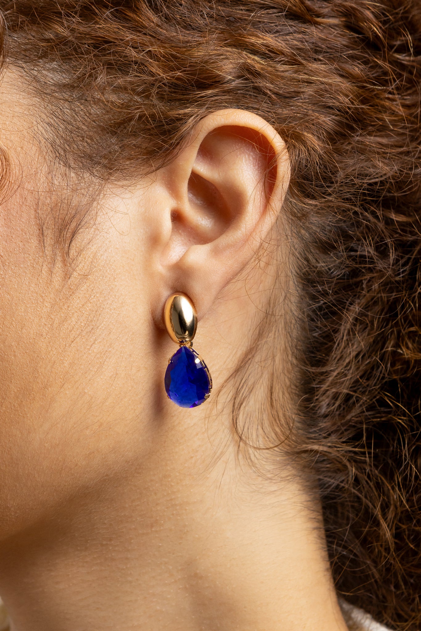Crystal Blue Teardrop Earrings – 18k Gold Plated
