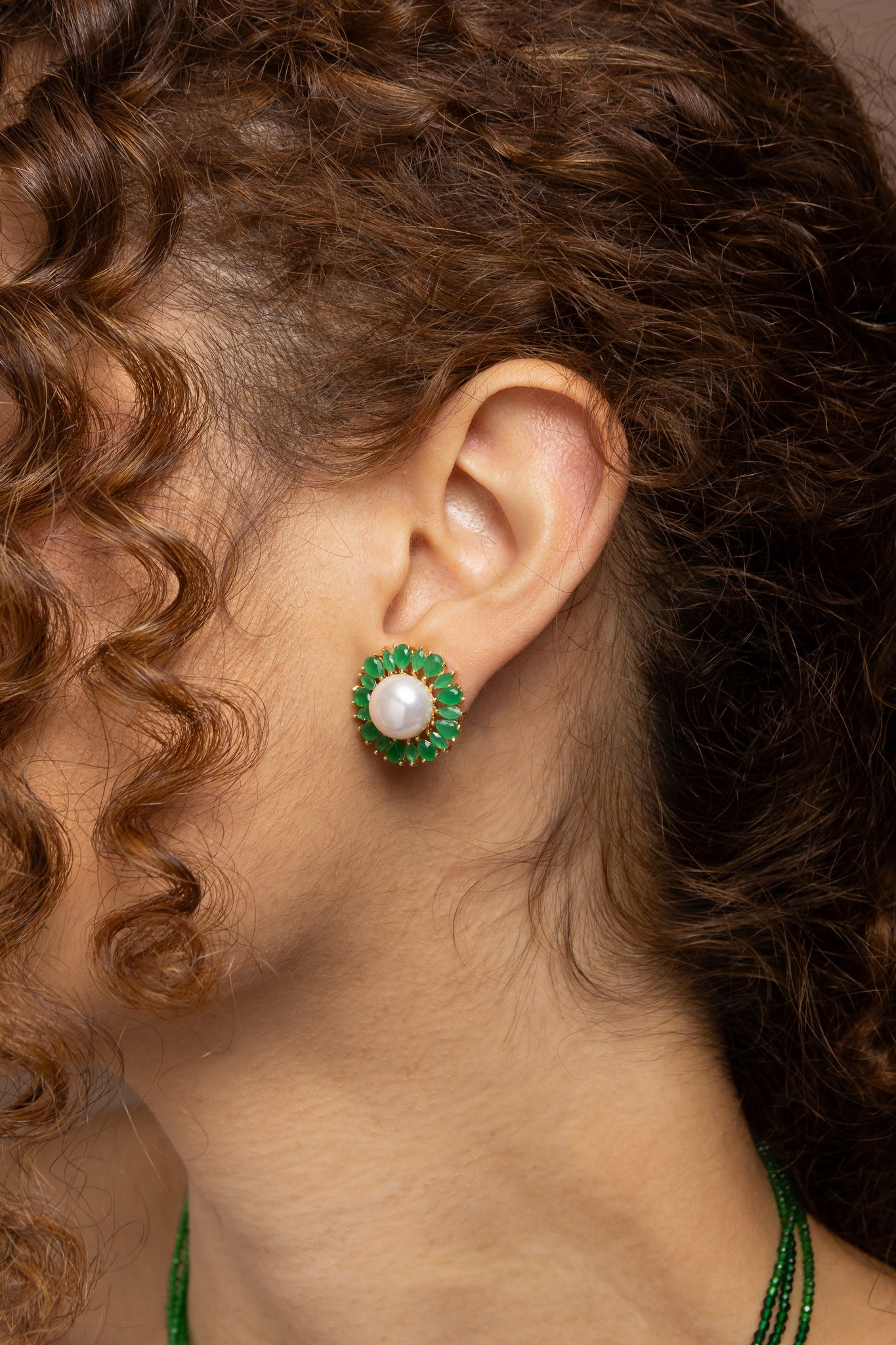 Green Crystal & Shell Pearl Jewelry Set