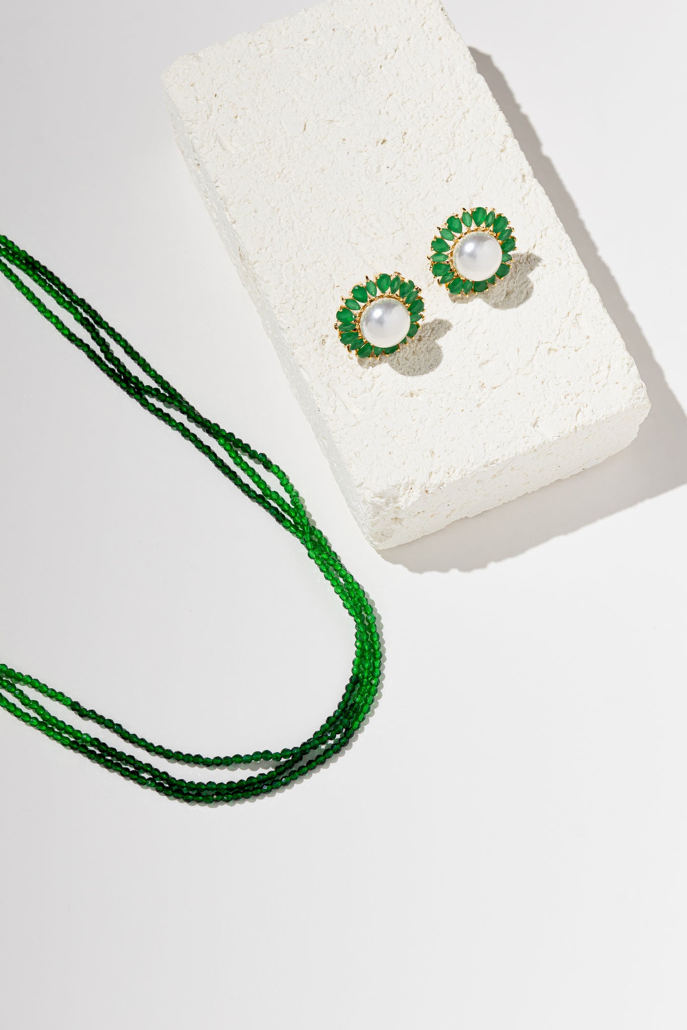 Green Crystal & Shell Pearl Jewelry Set