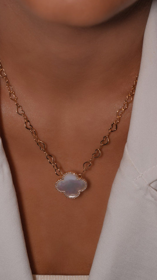Hearts inspiration set with mother of pearl clover