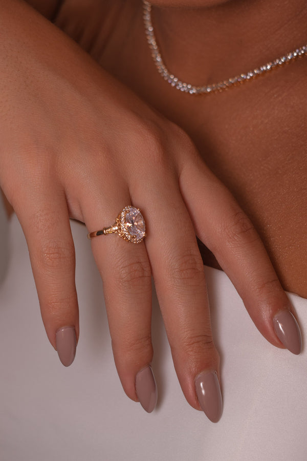Oval Zirconia Halo Ring