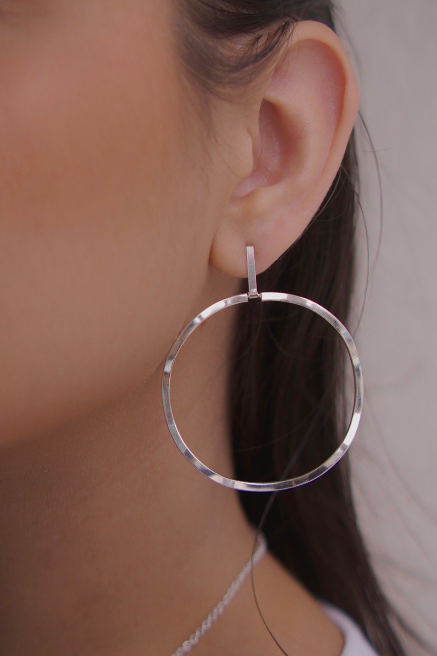 Wavy Silver Hoop Stud Earrings&nbsp;