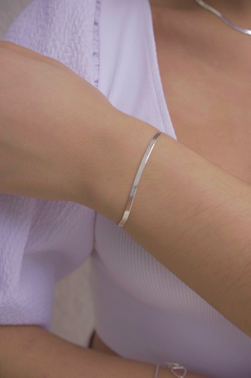 Smooth Silver Ribbon Bracelet