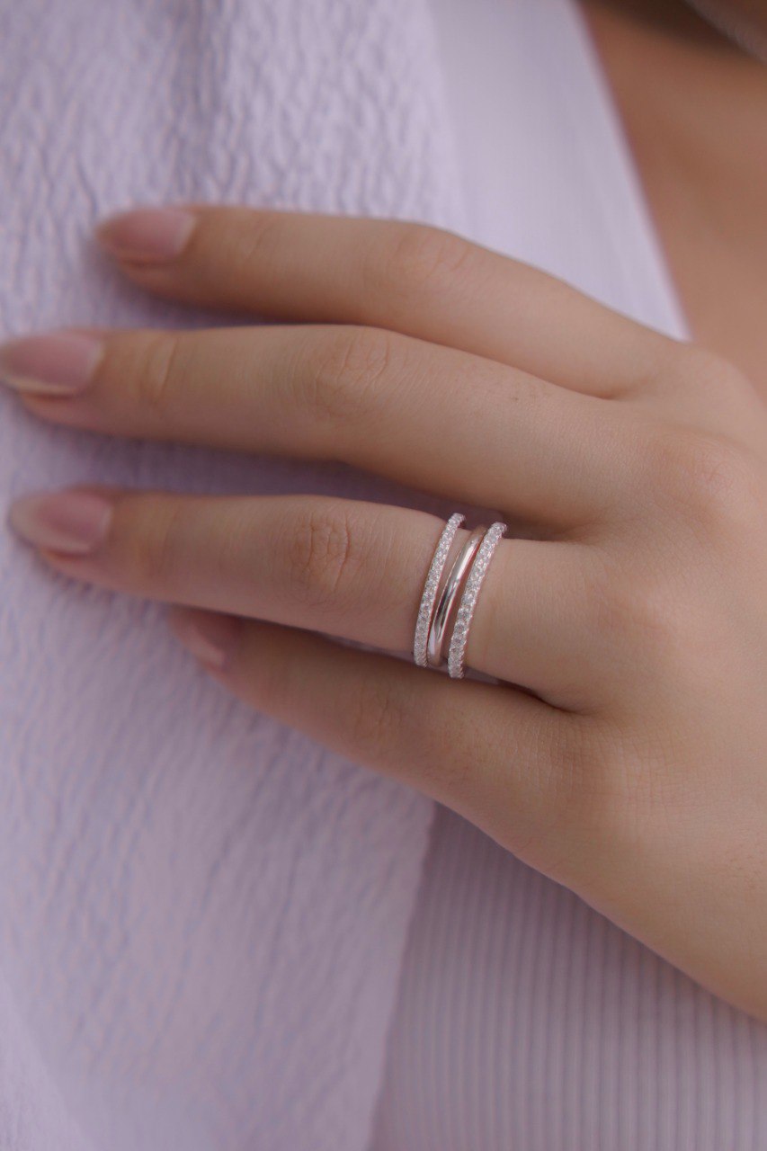 Thin Smooth Silver Ring