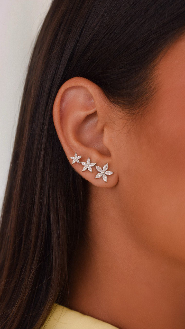 White Gold Flower Zirconia Earrings Medium