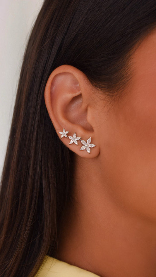 White Gold Flower Zirconia Earrings Medium