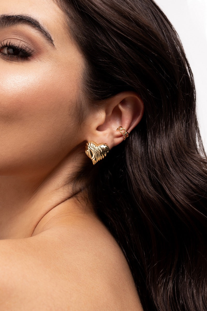 Wavy Heart Earrings
