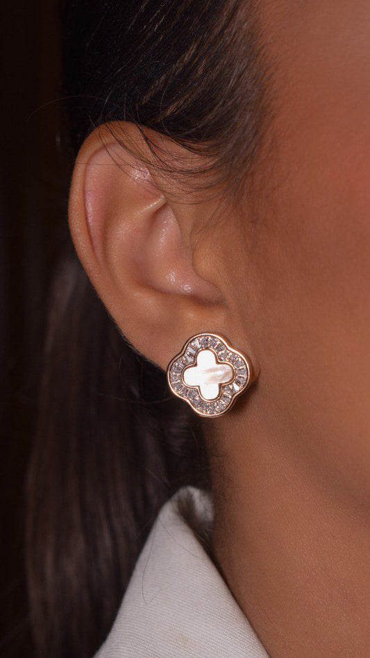 Mother-of-Pearl Clover Stud Earrings with Zirconia Pave – Timeless Elegance and Luck
